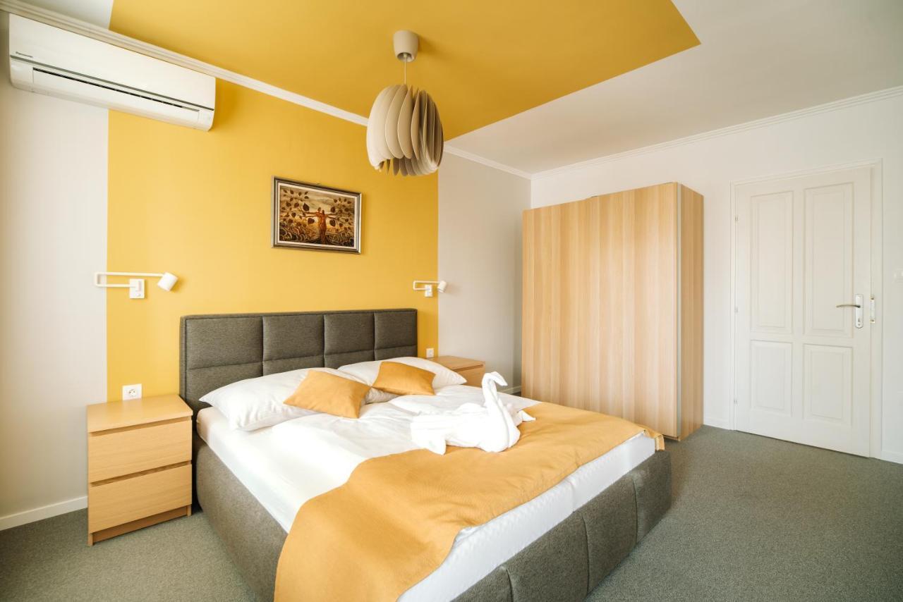 Topaz Apartmanhazak Balatongyörök Exteriör bild