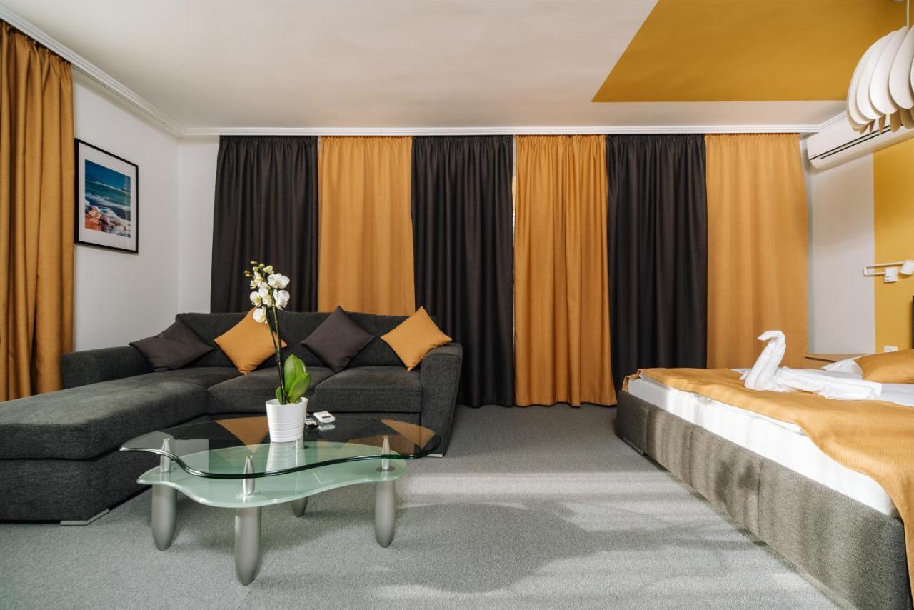 Topaz Apartmanhazak Balatongyörök Exteriör bild