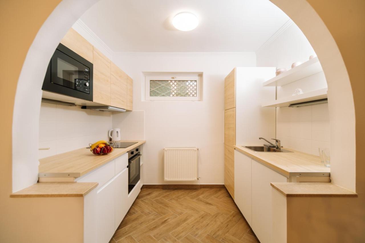 Topaz Apartmanhazak Balatongyörök Exteriör bild