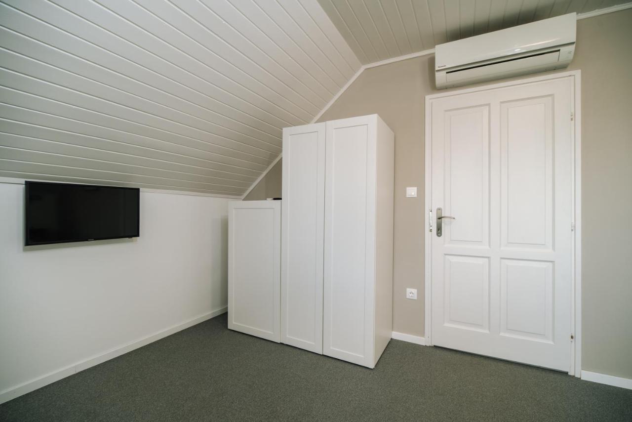 Topaz Apartmanhazak Balatongyörök Exteriör bild