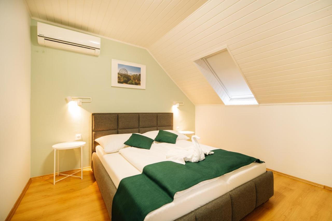 Topaz Apartmanhazak Balatongyörök Exteriör bild