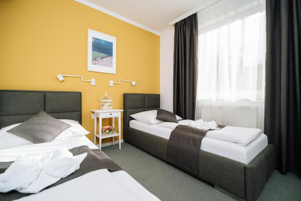 Topaz Apartmanhazak Balatongyörök Exteriör bild